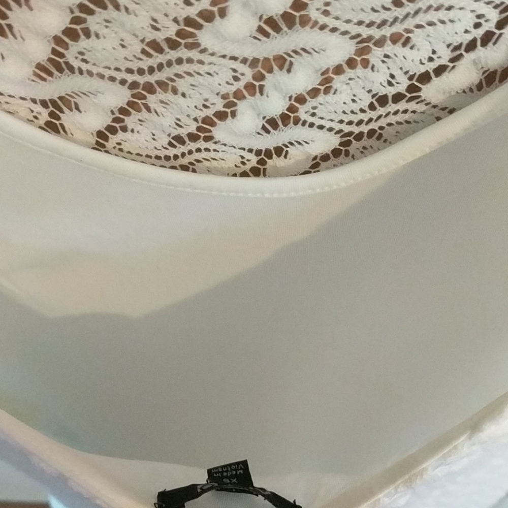 Lace Dress - Picture 4 of 4